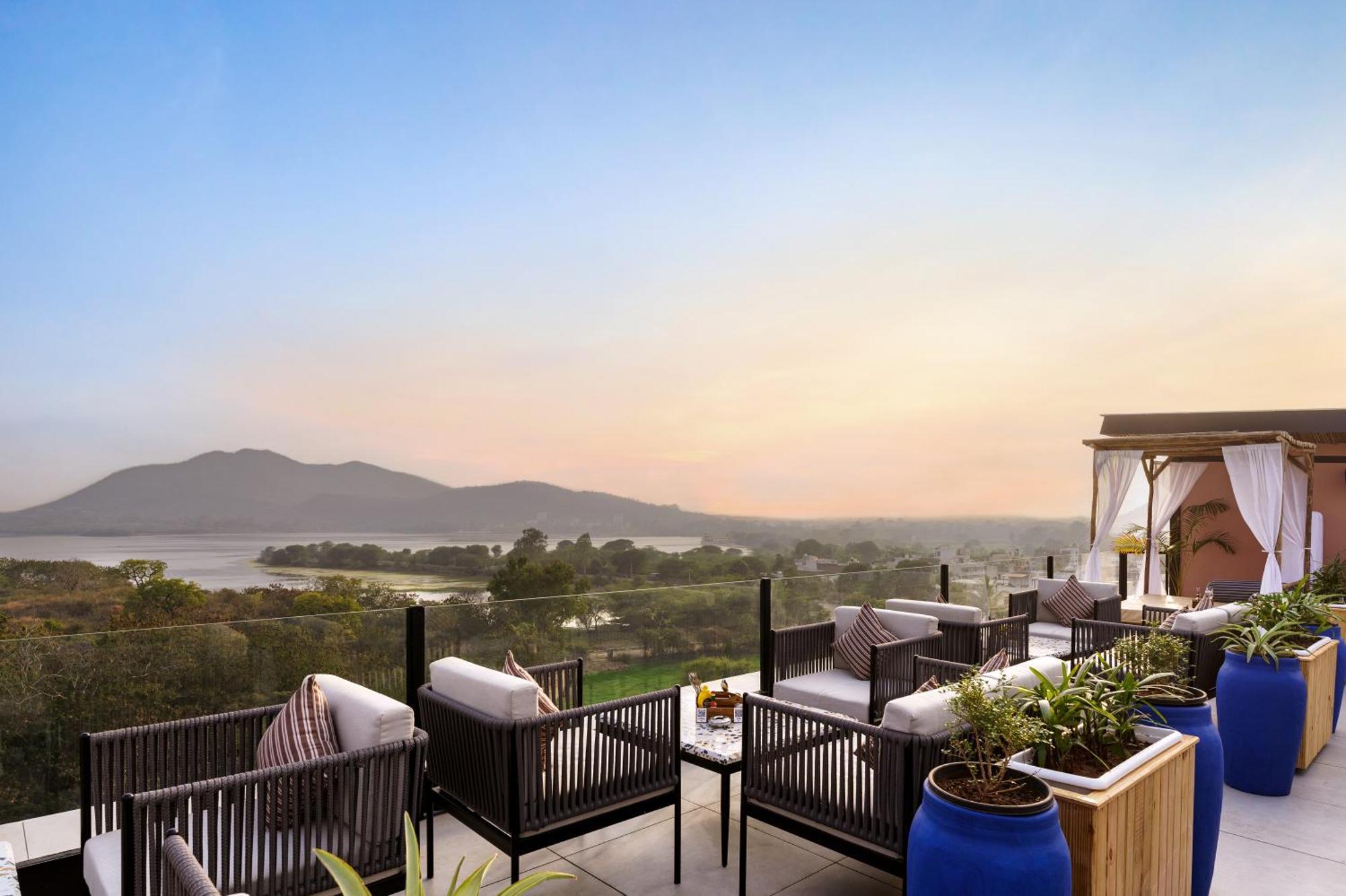 Casa Blanca Lakecity Udaipur Exterior foto